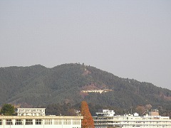 安波山
