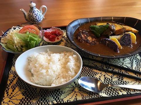 メカジキハンバーグスープカレー